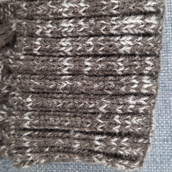 Mens Knit Hat Heathered Gray Britt's Knits Unisex Beanie Headwear Outerwear - Picture 2 of 5